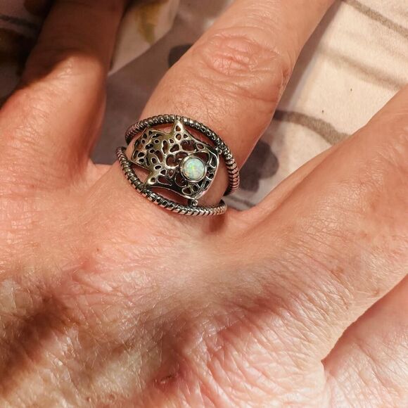 Sterling Silver Lab Opal Hamsa Ring - Picture 5 of 7